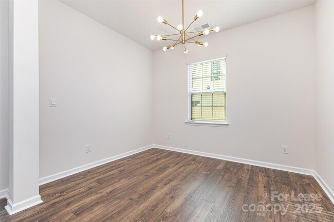 Building Photo - 7619 Nolen Farm Dr