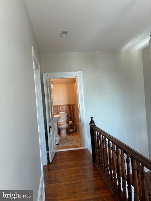 Building Photo - 873 Hawlin Rd