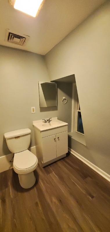 Building Photo - 84 Danforth St