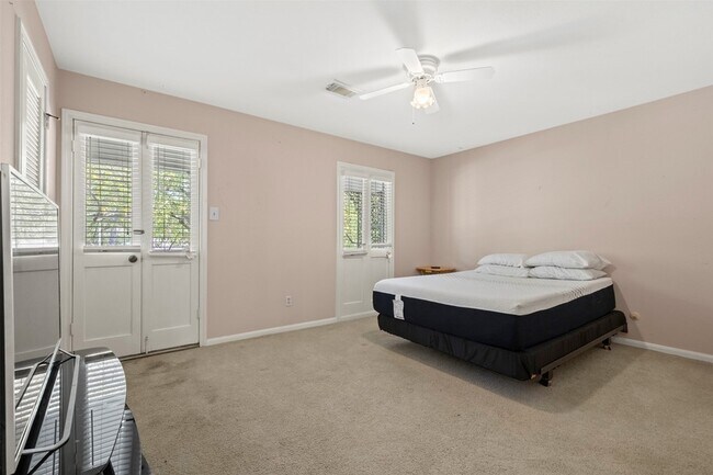 Building Photo - 10507 Cypresswood Dr