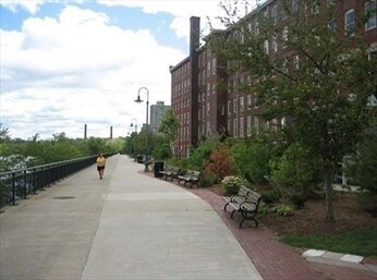 Building Photo - 35 Riverwalk Way