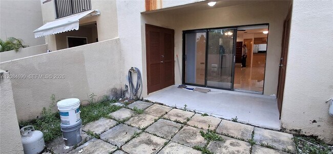 Building Photo - 6225 SW 136th Ct