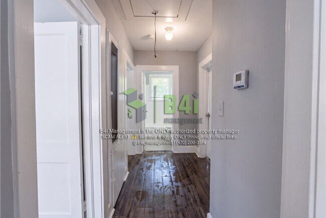 Building Photo - 243 Margaret Ave