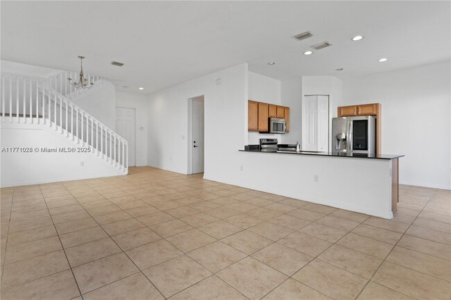 Building Photo - 3762 SW 93rd Ln