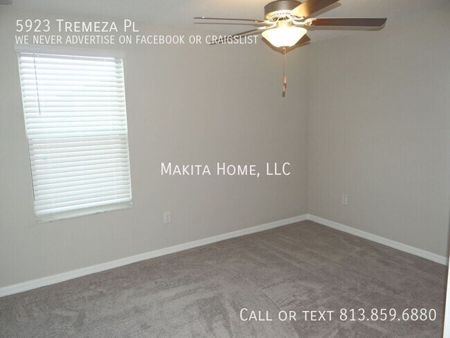 Building Photo - 5923 Tremeza Pl