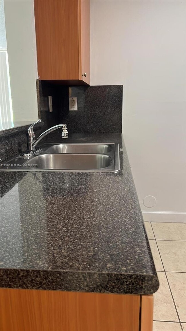 Building Photo - 9742 NW 46th Terrace