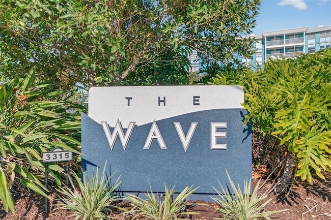 Building Photo - 11761 80th Ave