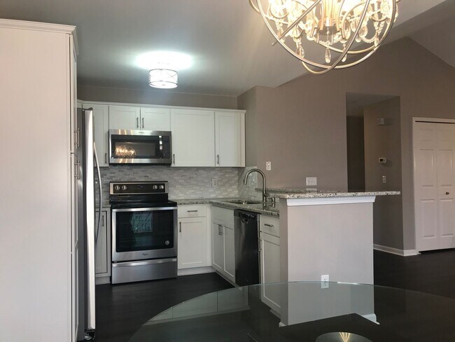 Building Photo - COMING SOON! Charming 2-Bed Home in Commerce –Great schools & Community Pool Access!