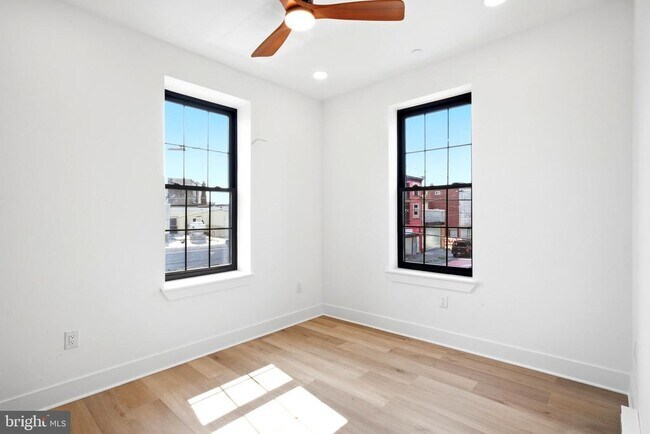 Building Photo - 1720 N 24th St