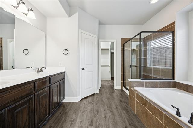 Building Photo - 317 Hawks Dr