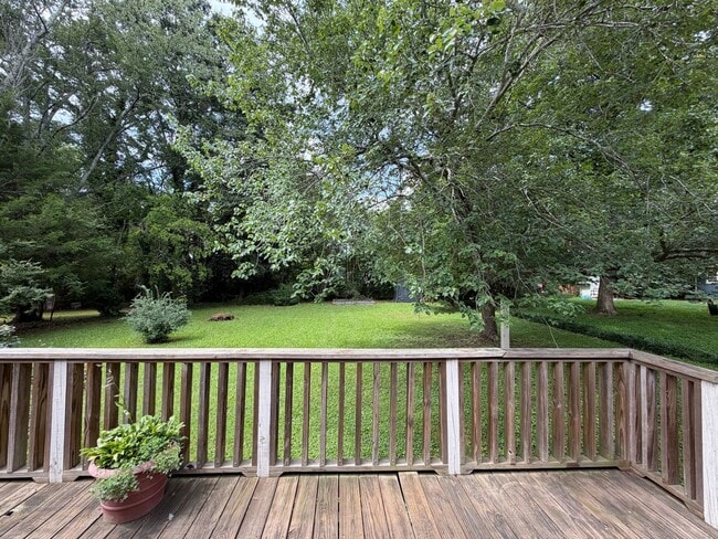 Building Photo - 4/2 House in Rosemount Park- $1,495