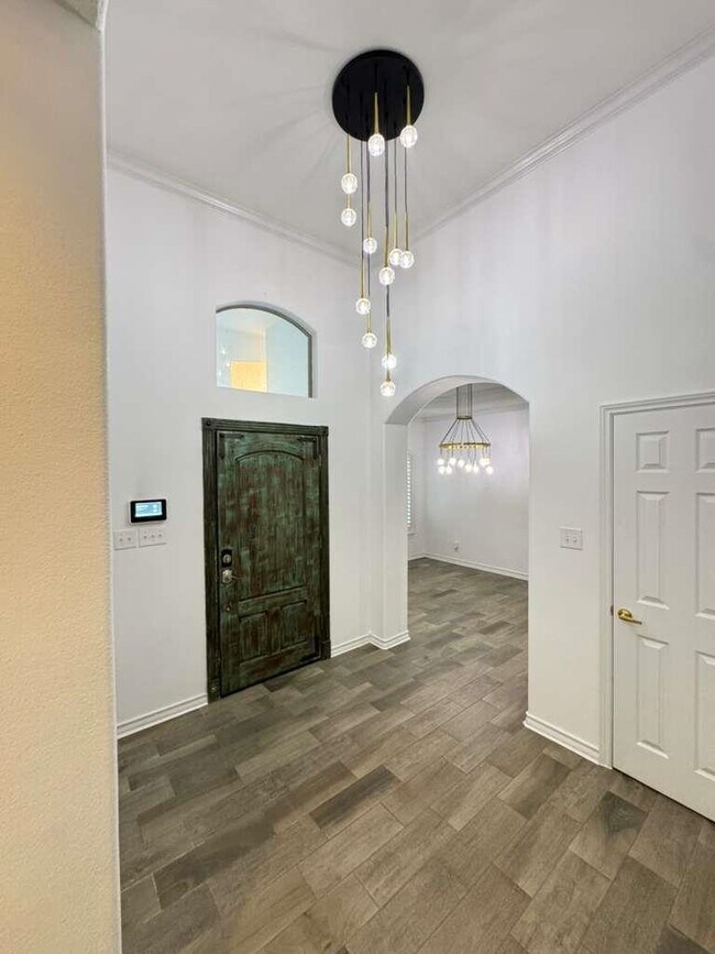 Building Photo - 2064 Lima Loop