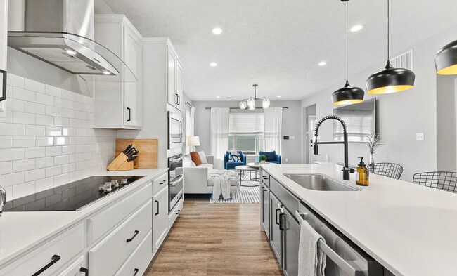 Building Photo - 163 Steeples Blvd