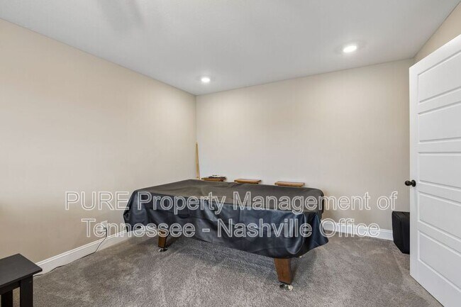 Building Photo - 429 Crestwicke Ct