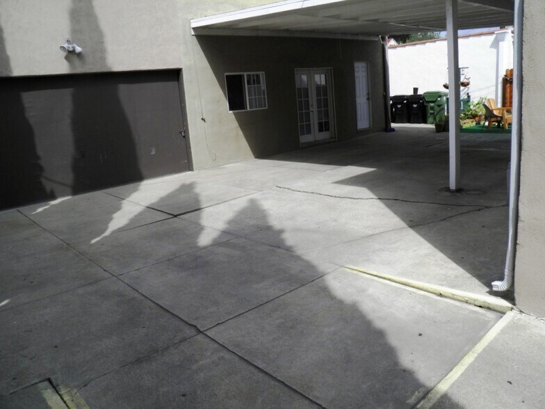 Building Photo - 1269 S Ridgeley Dr