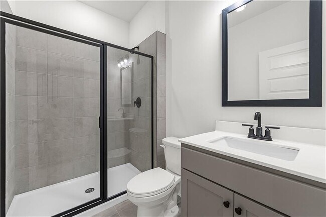 Building Photo - 3571 Overlook Rd NW