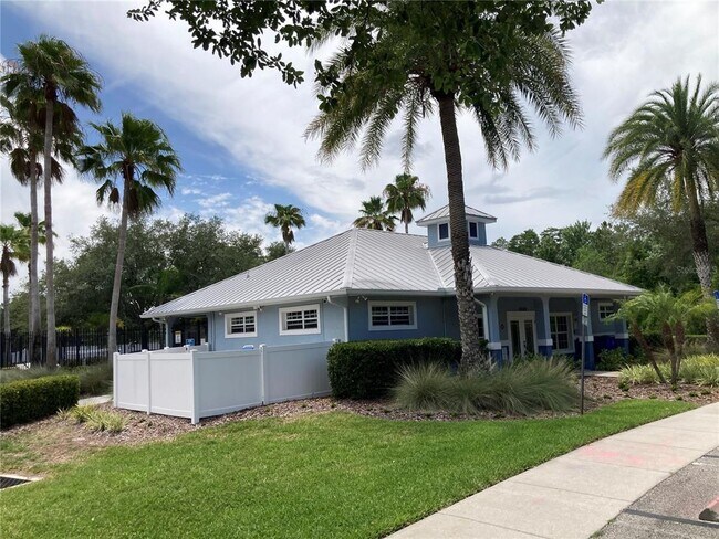 Building Photo - 15848 Leatherleaf Ln
