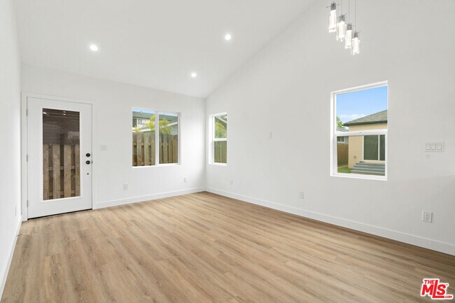 Building Photo - 4493 138th St