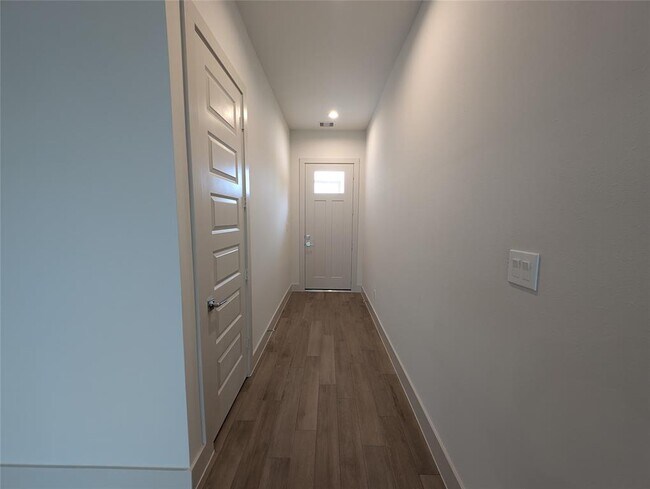Building Photo - 4403 Abaco Ln