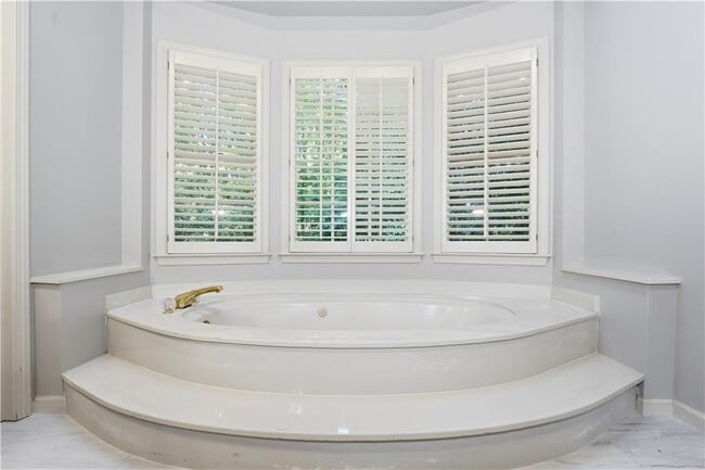 Building Photo - 3741 Bays Ferry Way