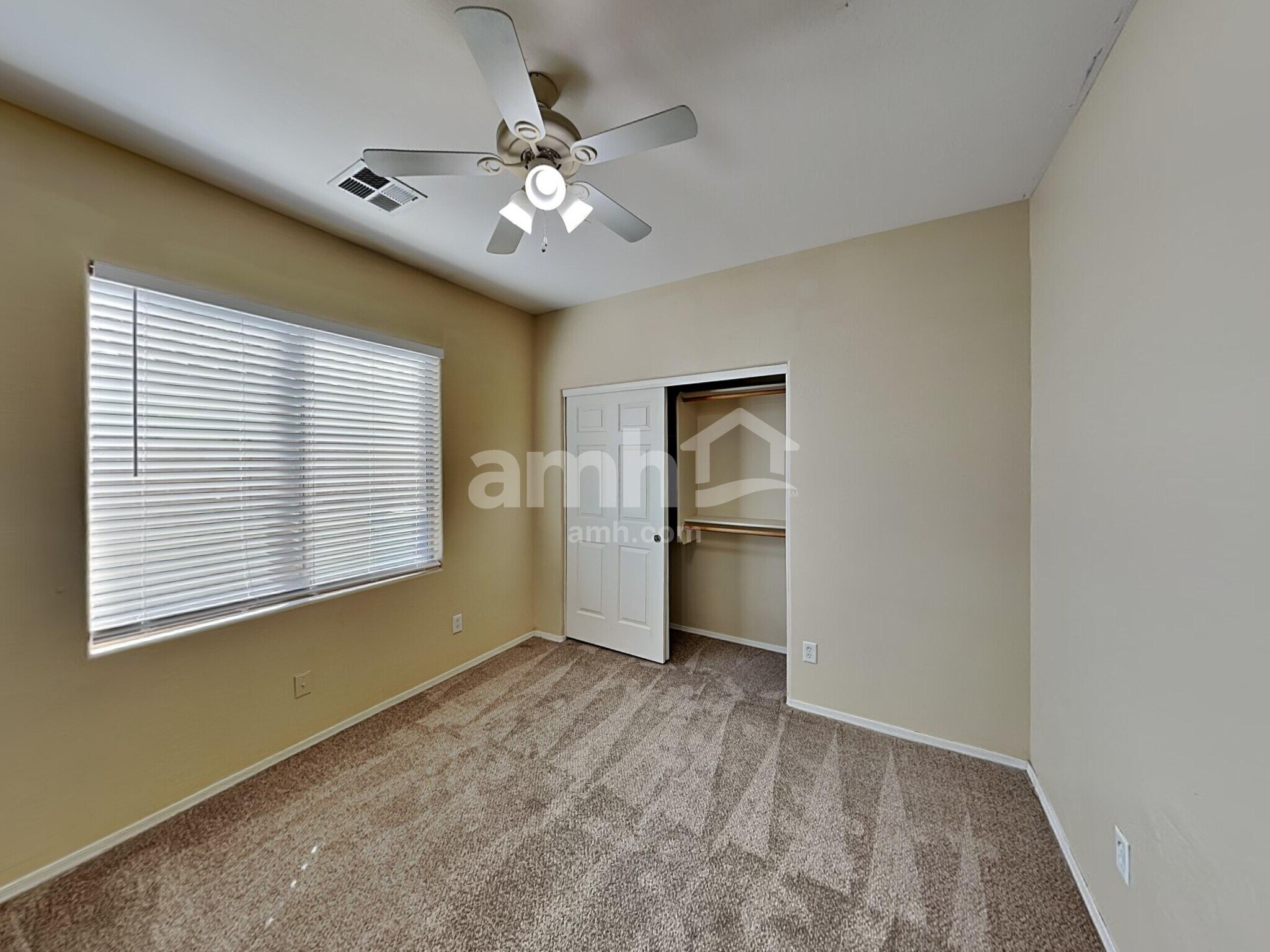 Building Photo - 3862 S Stallion Dr