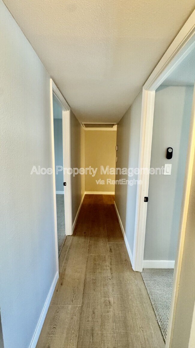 Building Photo - 8516 E McDonald Dr