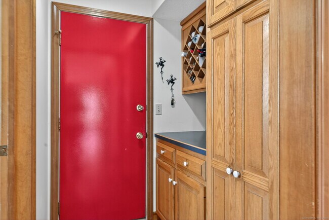 Building Photo - 71 Cherry Swamp Rd