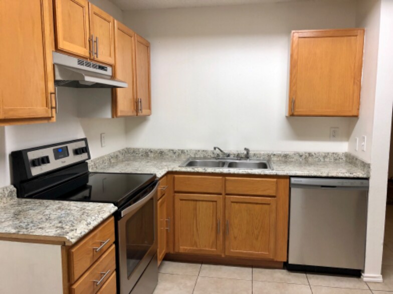 Building Photo - 6822 Cypress Mist Dr