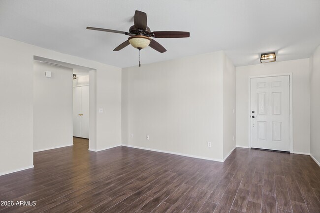 Building Photo - 10538 W Foothill Dr