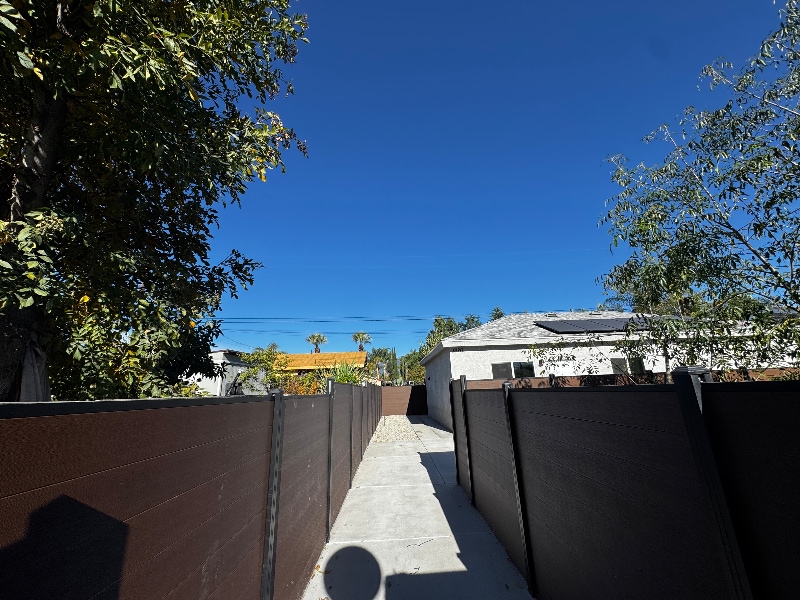 Building Photo - 1976 W 18th St