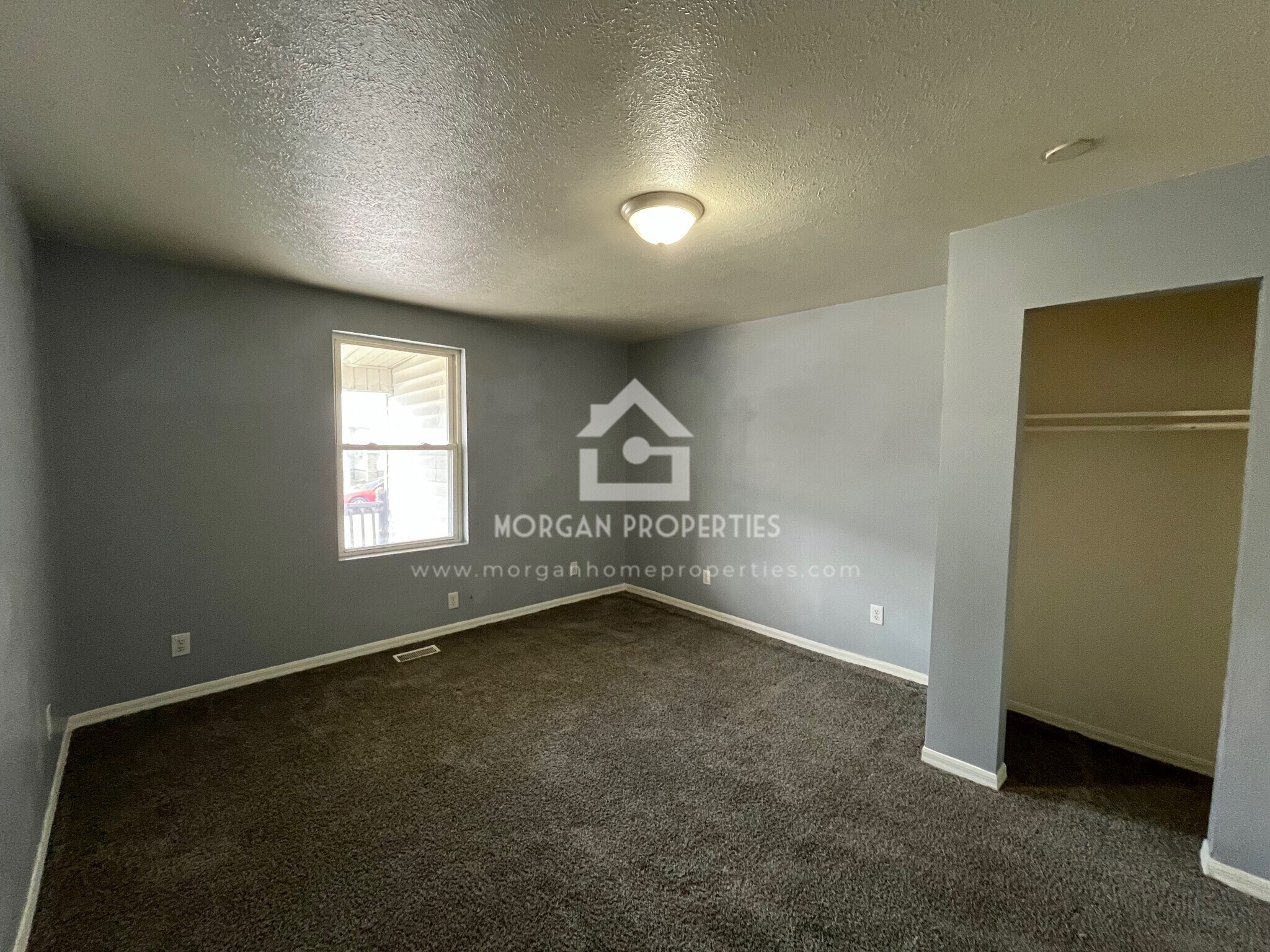 Building Photo - 1218 S 18th St