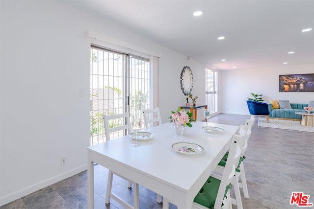 Building Photo - 1017 S Bedford St