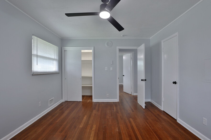 Building Photo - 4474 Starrett Rd