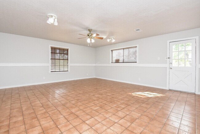 Building Photo - 12713 Roy Harris Loop