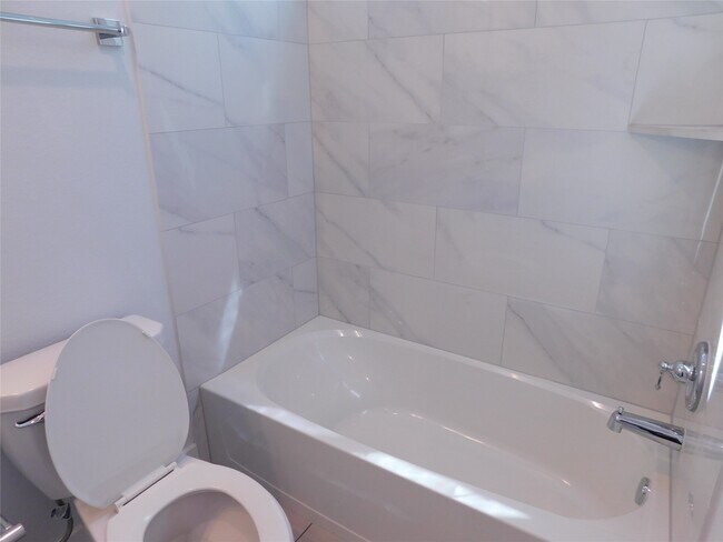 Building Photo - 4223 Eli St