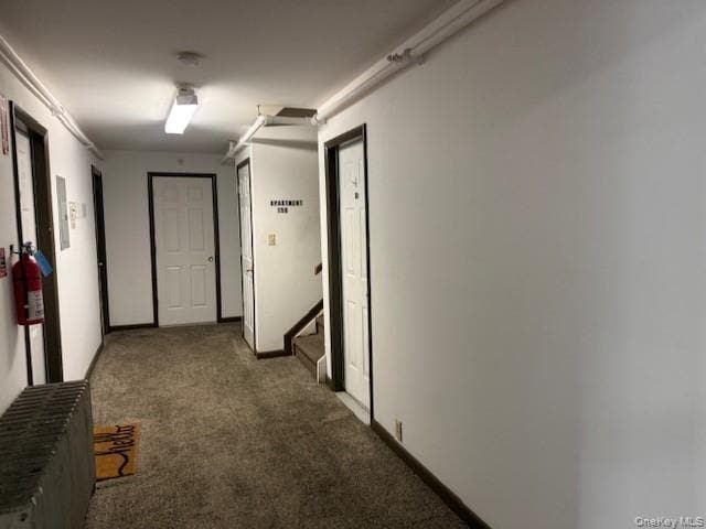 Building Photo - 94 Old Post Rd