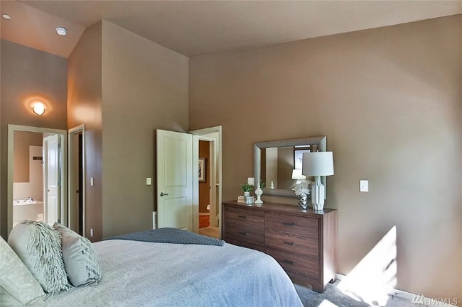 Building Photo - 12062 Minor Way