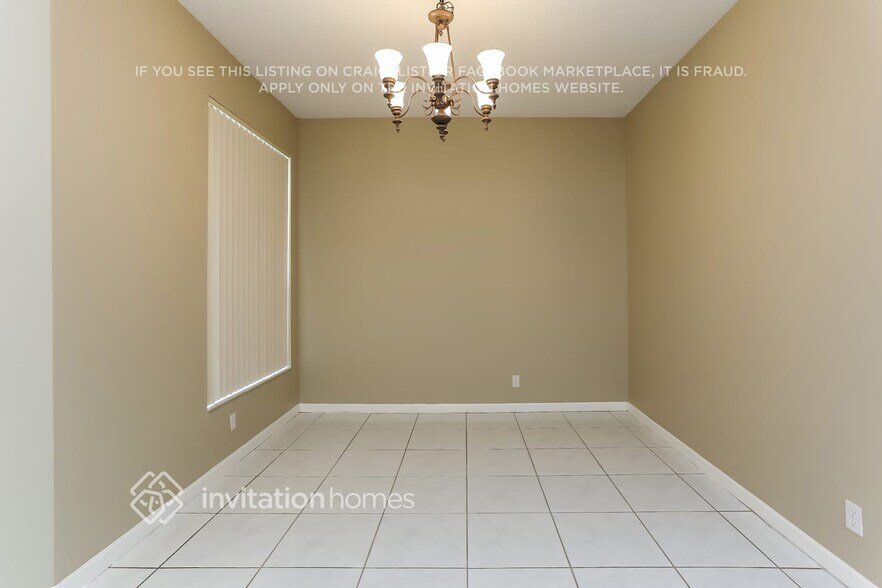 Building Photo - 3148 SW 177th Ave