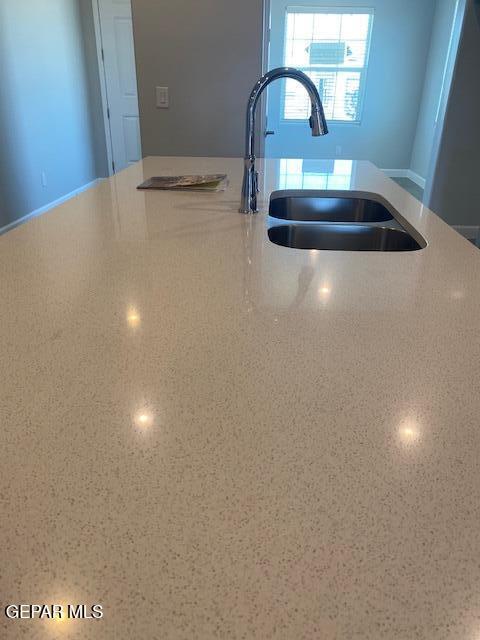 Building Photo - 13972 Summer Vly Ave