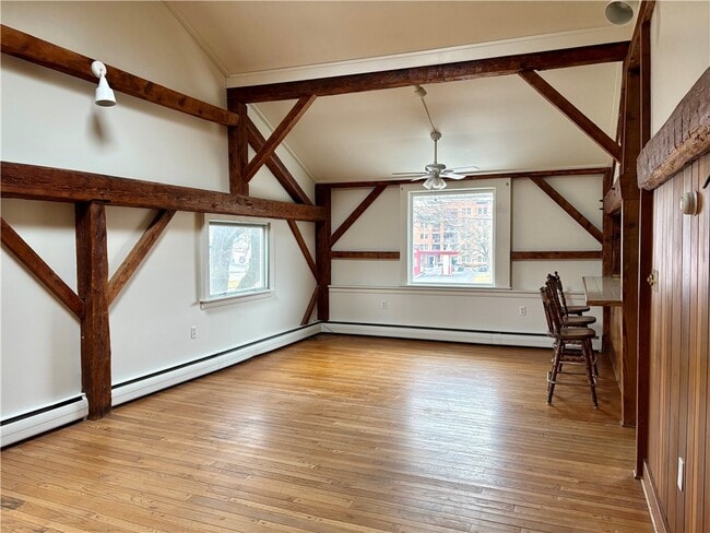 Building Photo - 116 W High St