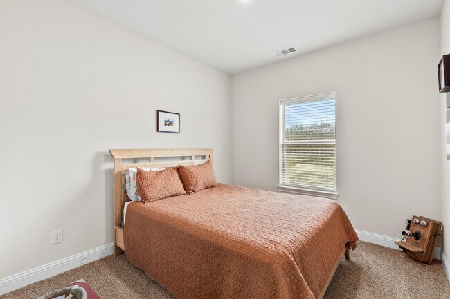 Building Photo - 6329 Mason Ct