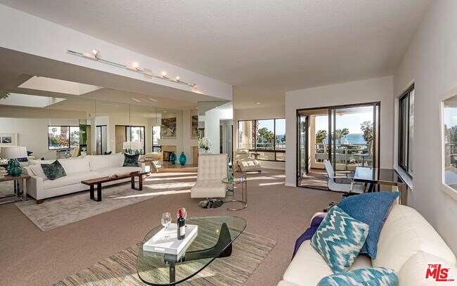 Building Photo - 110 Ocean Park Blvd