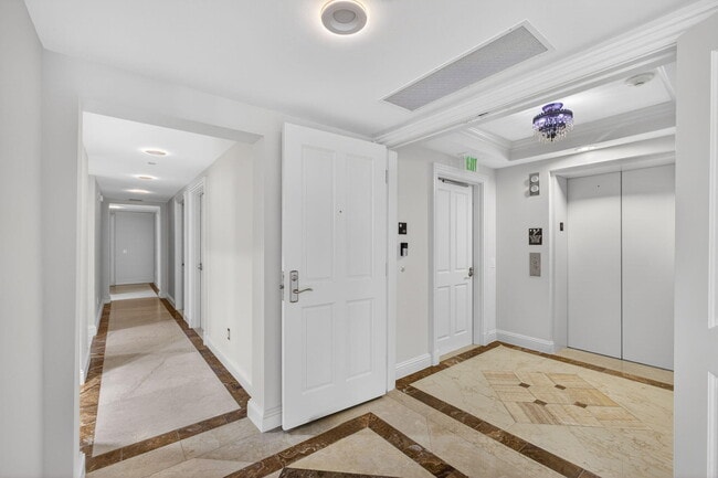 Building Photo - 3800 N Ocean Dr