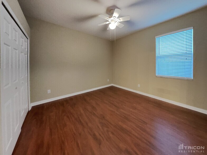 Building Photo - 9723 Riverchase Dr