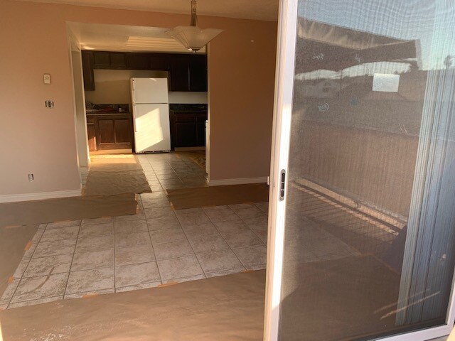 Kitchen/Dining room - 530 W 14th St