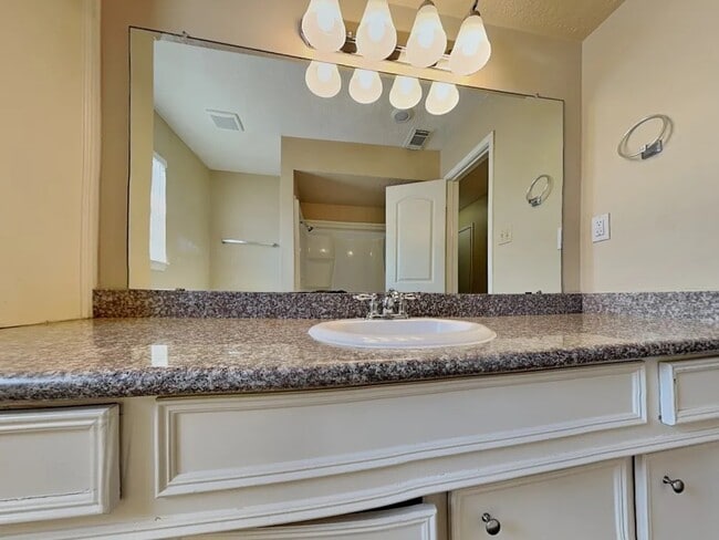 Building Photo - 1116 Misty Lea Ln