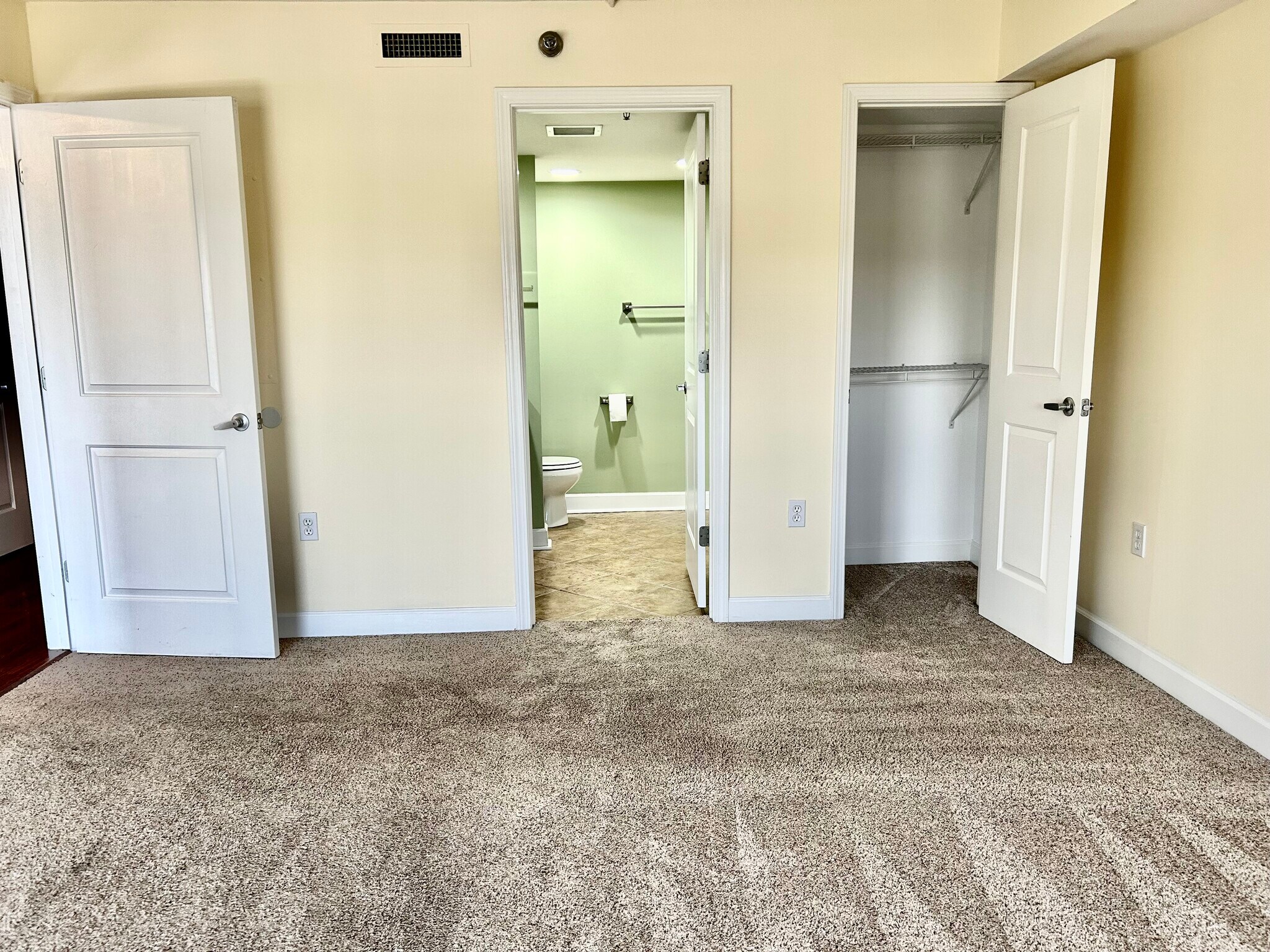 Building Photo - 600 Admiral Blvd