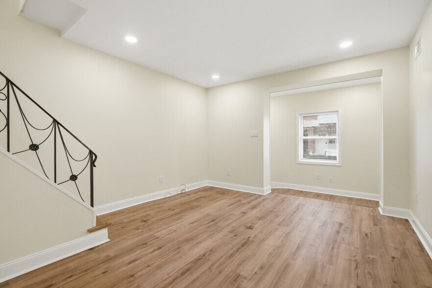 Building Photo - 1441 S Marston St