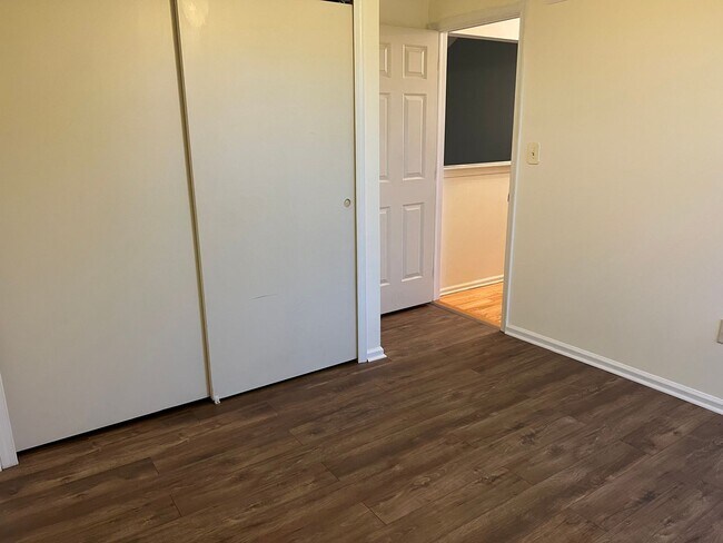 Building Photo - Lovely Bethlehem Township single family ho...