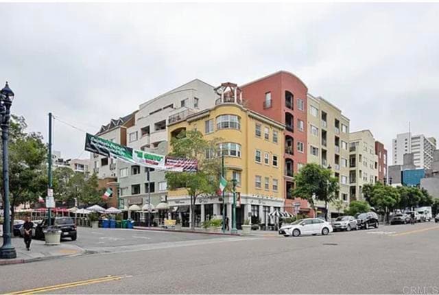 Building Photo - 1601 India St